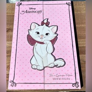 Disney The Aristocats Face & Eyeshadow Palette